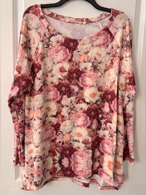 #z196 - Soft Surroundings Elysian Botanical Garden Pink Floral Tunic Top Sweater